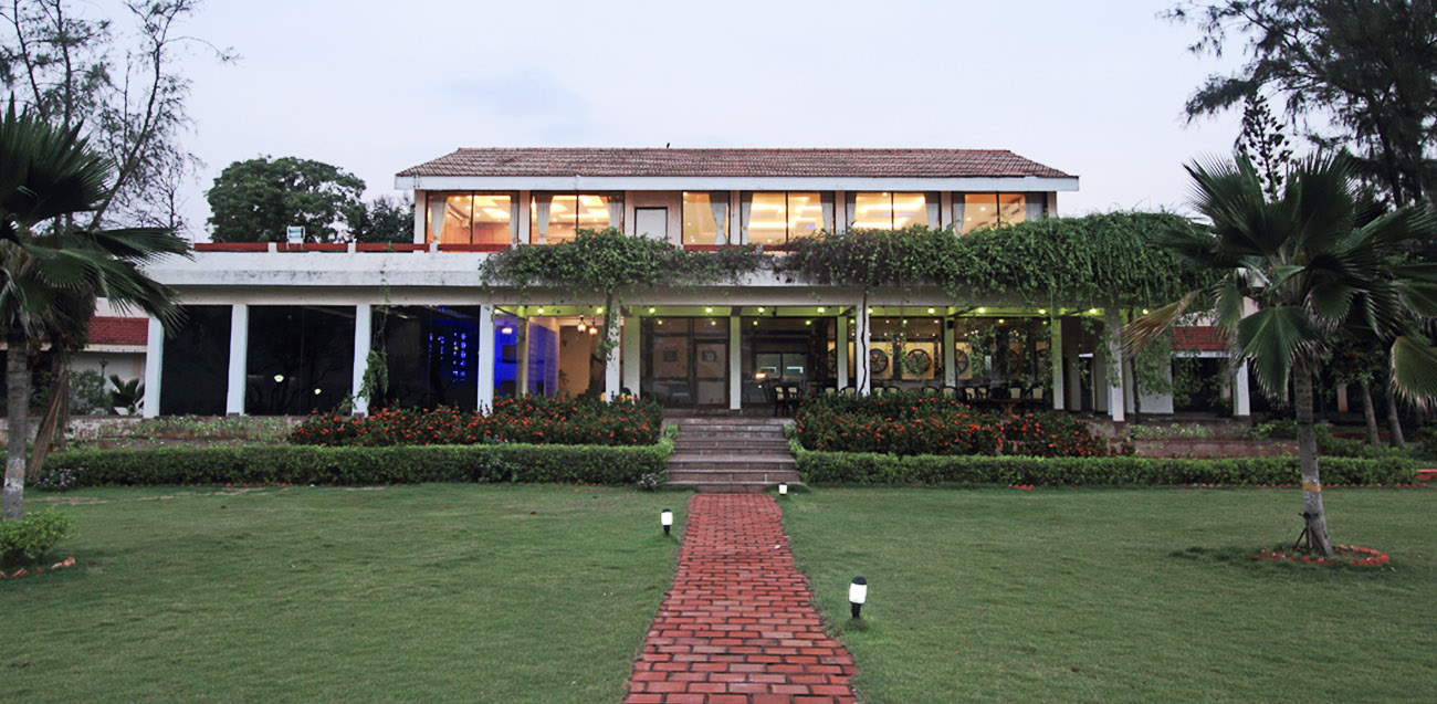 Ashok Resort Fine Dining Rooms Tariff Weddings Events Xlusive